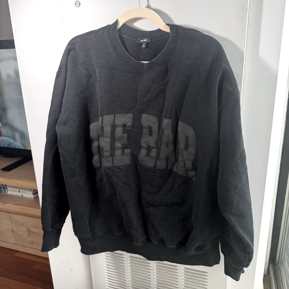 THE BAR Black Sweatshirt - Large - Picture 1 of 5
